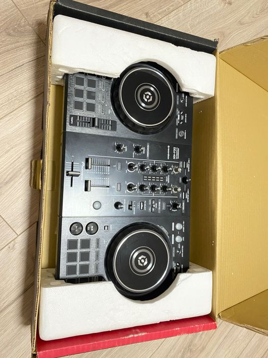 Dj контроллер Pioneer ddj 400