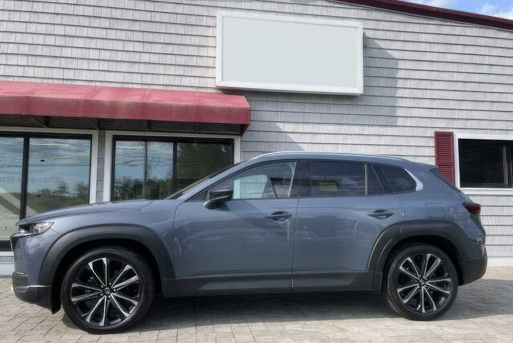 Mazda CX-50      2024