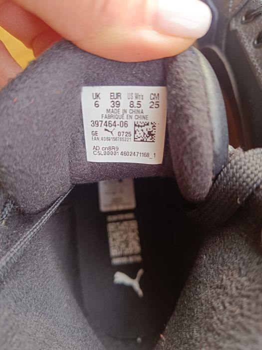 Продам жіночі кросівки фірми Puma