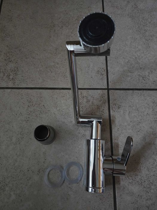 Nowy kran łamany chromowany