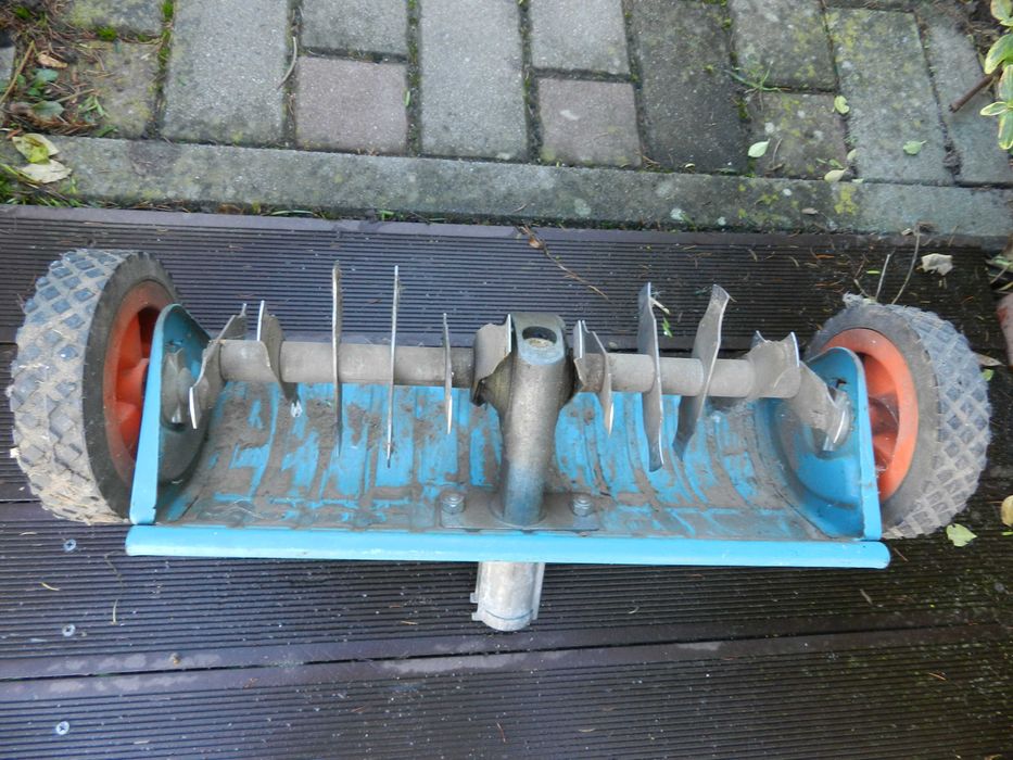 Wertykulator Combi system do trawy pod silnik na kółkach 32 cm