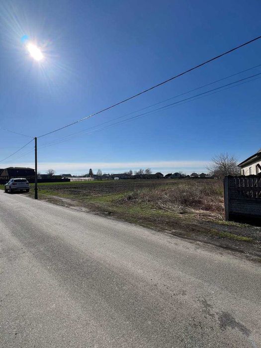 Продам ділянку 16 соток в центрі района Киїнки !