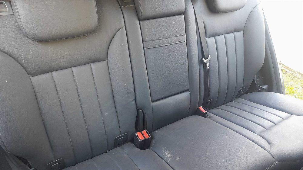 Komplet siedzen skorzanych Mercedes ML 164