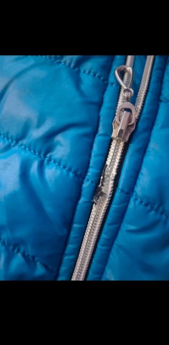 Niebieska kurtka dla chłopczyka