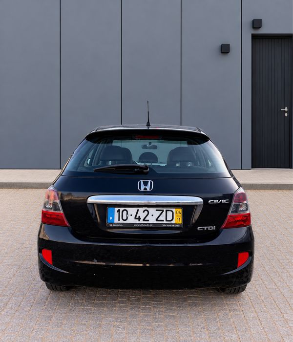 Honda Civic 1.7 CDTI ES Exclusive — photo 4