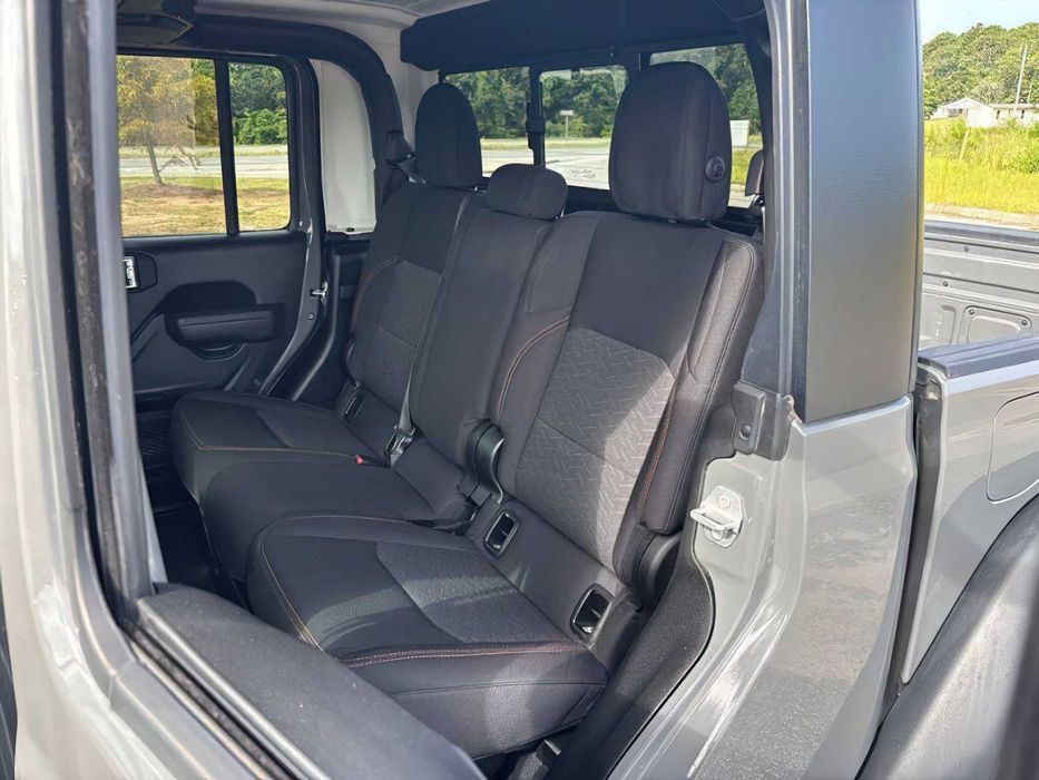 Jeep Gladiator Rubicon      2023