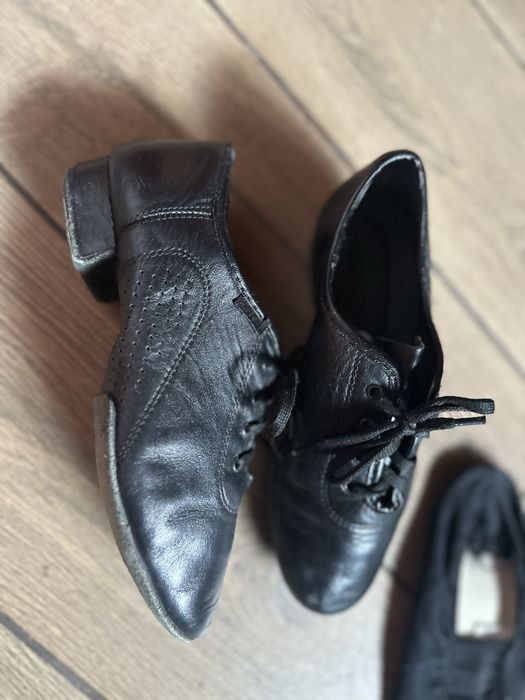 Туфлі для хлопчика танці