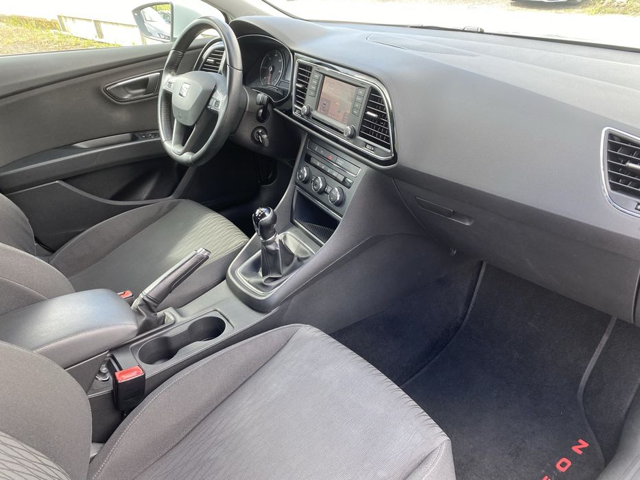 SEAT Leon 1.6TDI  110cv - GPS - Nacional
