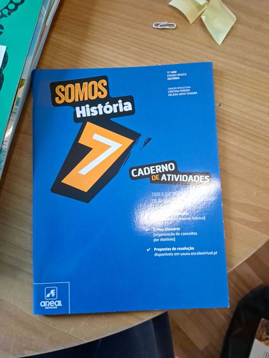 Manuais Escolares Alunos e Professores