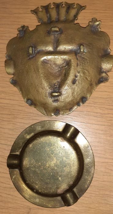 Cinzeiro em metal canadá dry