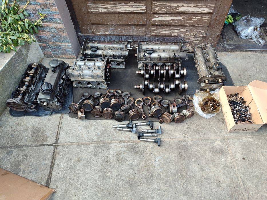 Розпредвал головка колінвал поршень шатун  Гольф Бора Фабія 1.4 1.6 12