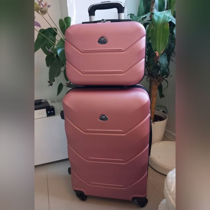 Zestaw walizka na kółkach + kuferek kabinowy różowy NOWY