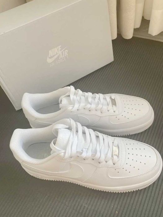 Nike Air Force 1 Low '07 White R.42