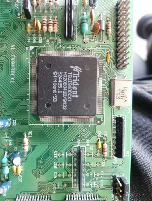 Placa gráfica Trident TGUI9400CXi VLB64172193523841121