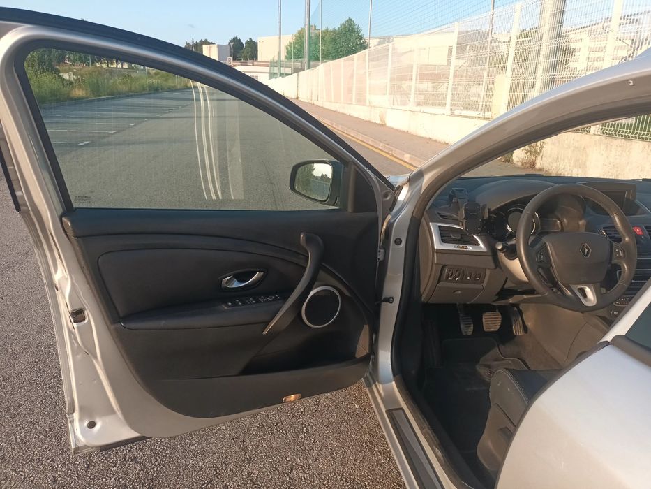 Renault Mégane Break — fotografia 10