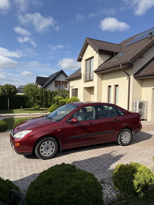 Ford Focus 1.6 100KM