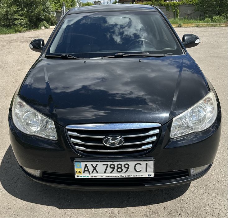 Hyundai Elantra 2010 1.6 АКПП