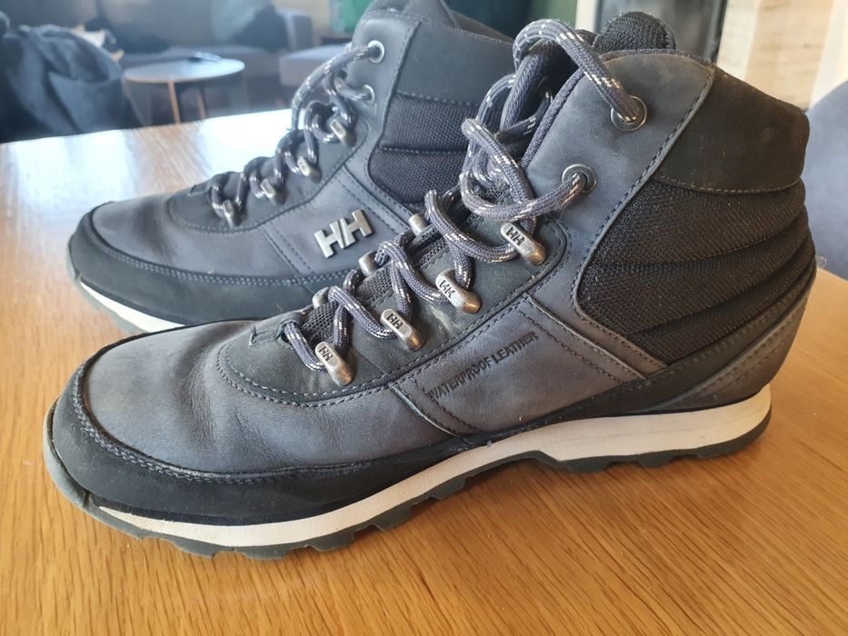 Trekkingi Helly Hansen roz. 40,5 dł. wkładki: 26,4 Stan BD, czarne