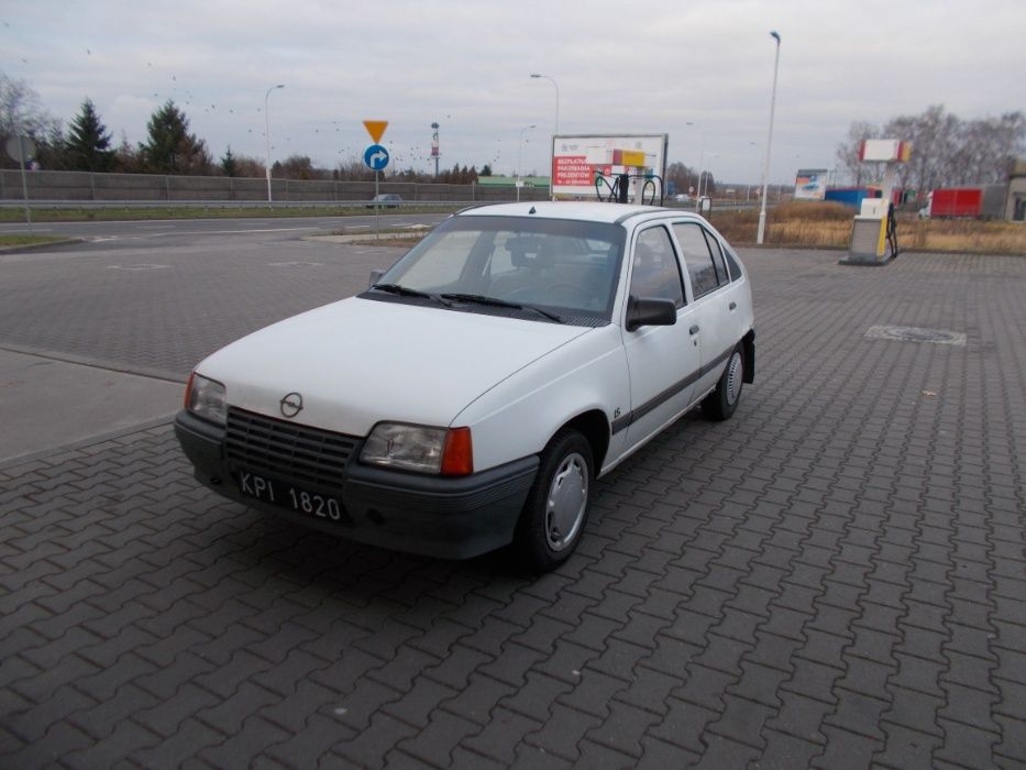 Drzwi Lewe Przednie Opel Kadet KOLOR BIAŁY