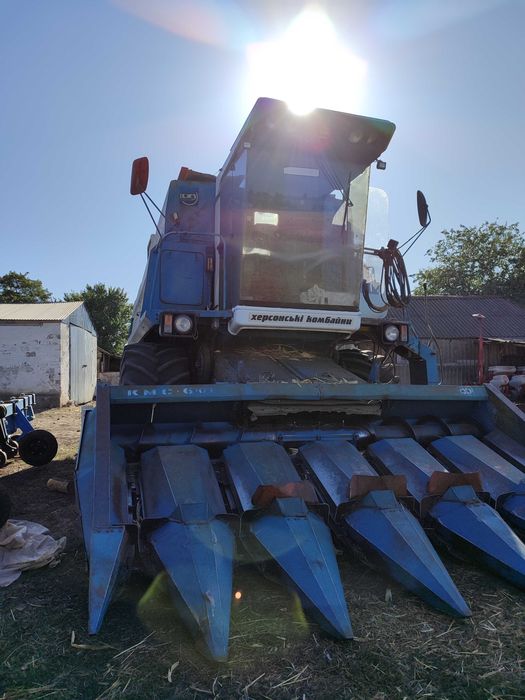 Комбайн Славутич