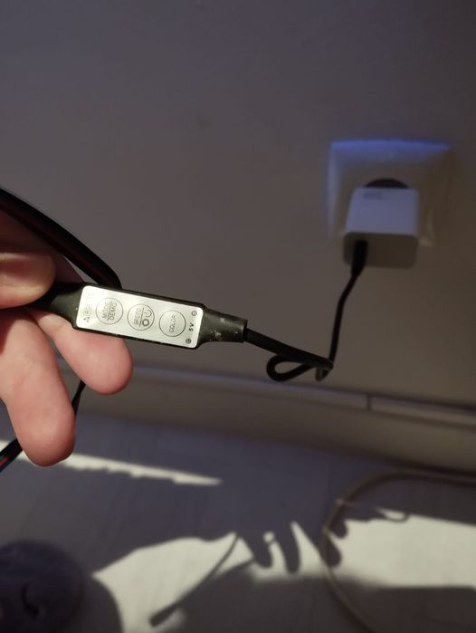 Espelho usado com várias cores em luzes led 90cm largura por 37cm altu