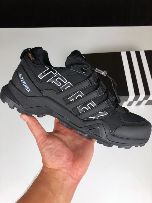 専用 adidas gore tex 41 - купити чоловіче взуття - Ціна на OLX.ua