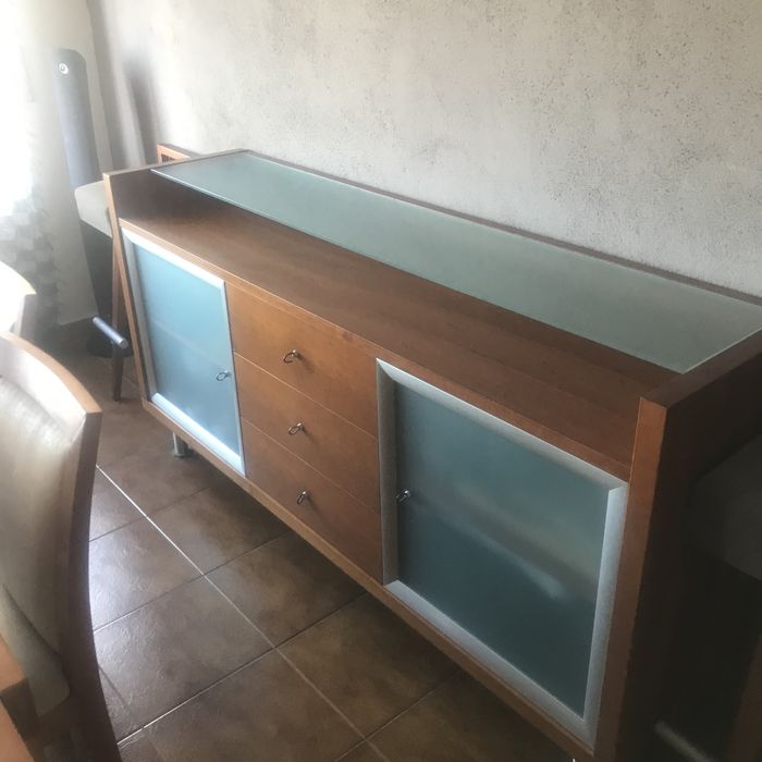 Mobília De Cerejeira em bom estado