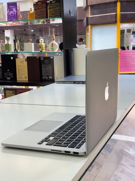 MacBook Pro Retina 13” 2015 | i5 | 8GB RAM | SSD 128GB | Monterey