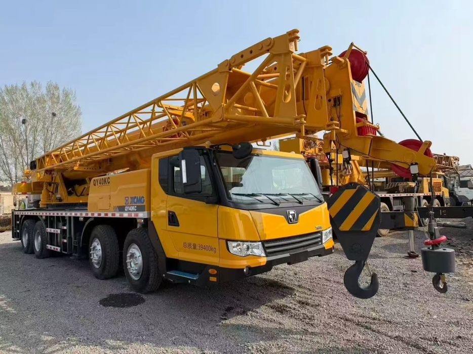 Автокран  XCMG QY40KC, Вантажопідйомністю  40т.