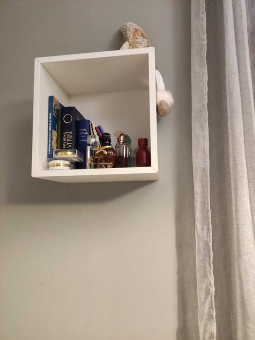 Quarto IKEA Completo – Cama + Colchão + 2 Mesas + Extras