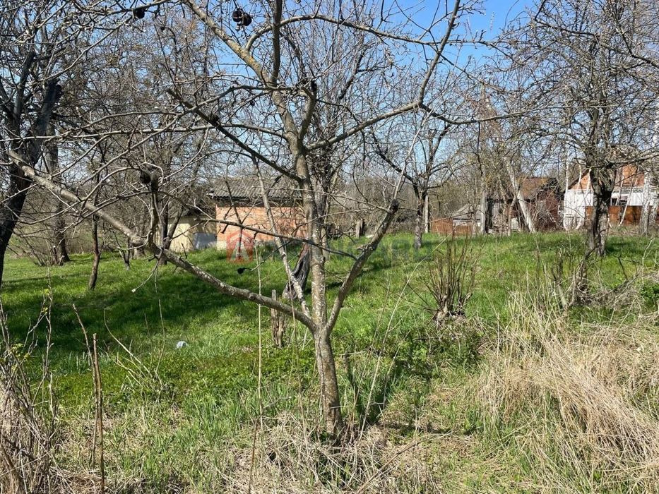 Продам земельну ділянку
