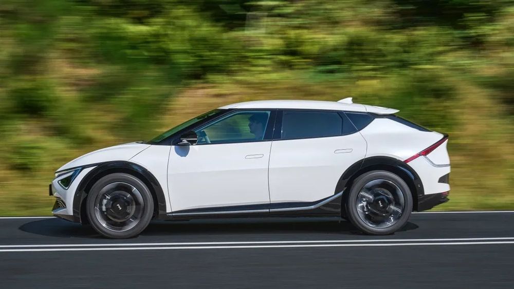 Kia EV6 wyposażenie: GT LINE+SRF• AWD • MY25 • Facelifting • Dopłata NaszEauto