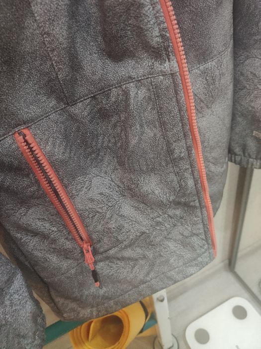 Ветровка, жіноча спортивна вітровка