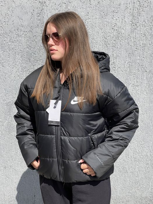 Оригінал Куртка Nike Therma-Fit  DJ6995-010 чорна  XS осінь еврозима