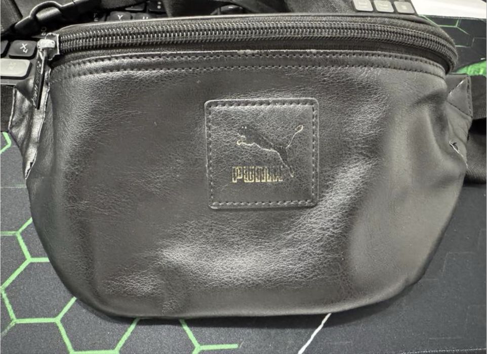 Бананка PUMA чорна з  екошкіри | б/в у гарному стані сумка на пояс
