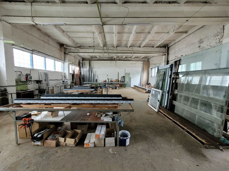 Продаж виробничого приміщення під різного виду виробничу діяльність.