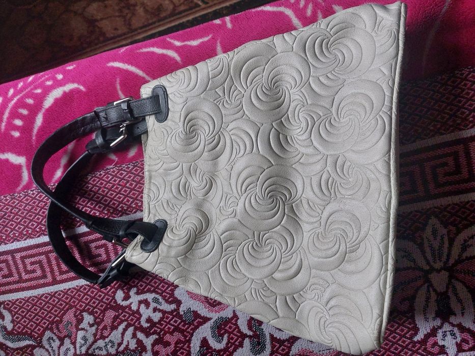 Сумка женская,светлая.