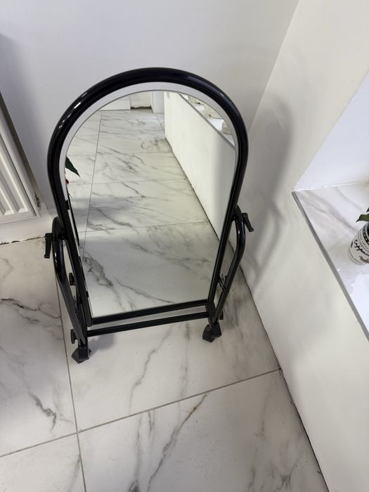 Дзеркало для магазину взуття