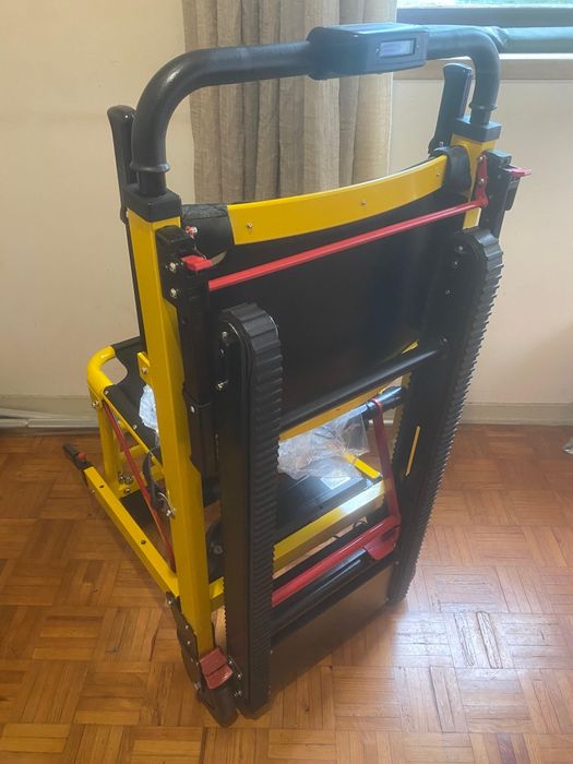 Cadeira subir descer escadas eletrica