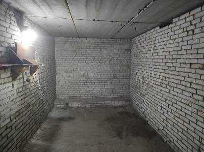 Сдам в аренду гараж. Конечная Героев Крут. Автолюбитель