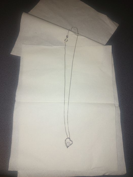 Sprzedam srebrny wisiorek 925