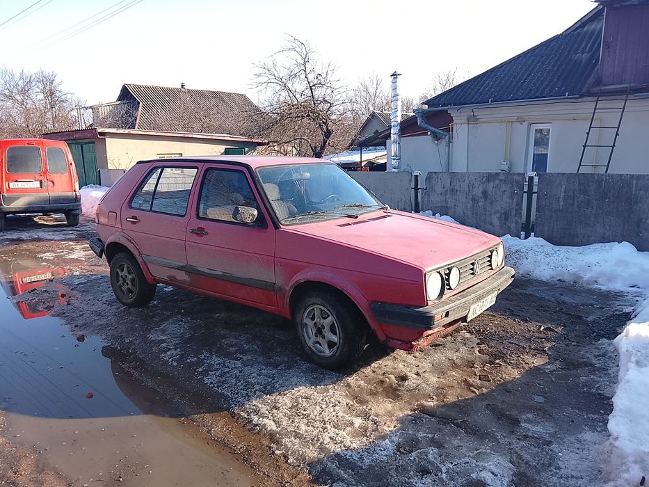 Продам можливо обмін гольф 2