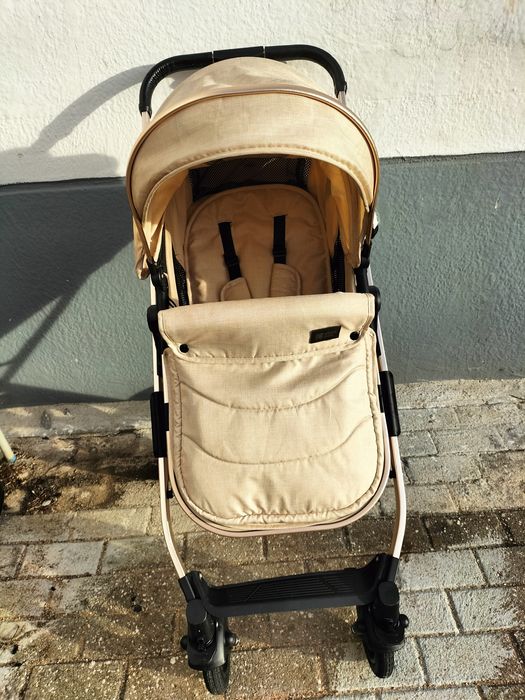 Vendo carrinho de bebe