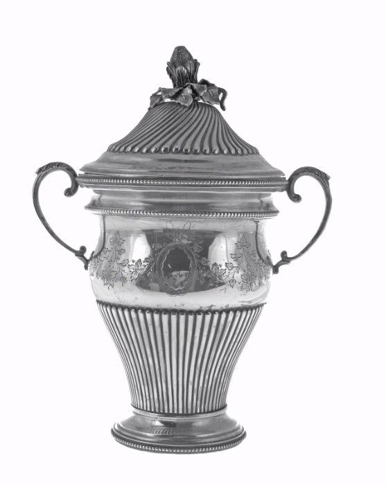 Aneleira antiga em prata portuguesa