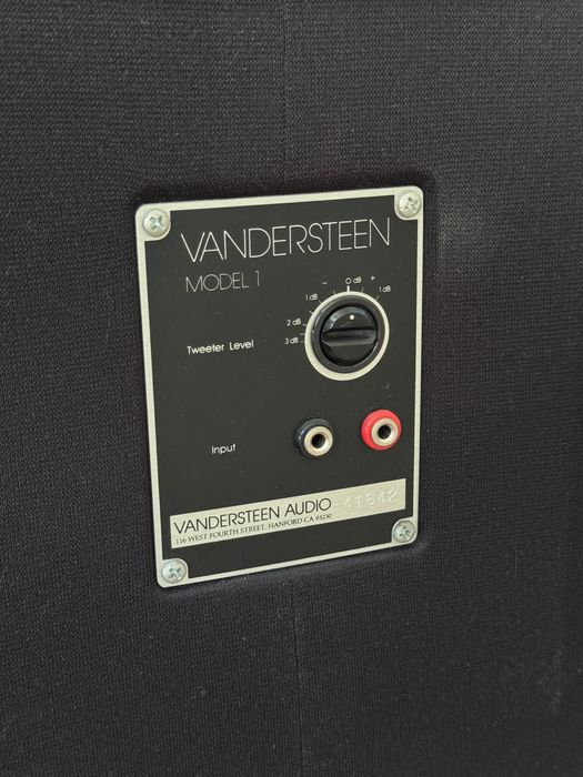 Colunas de som Vandersteen 1B