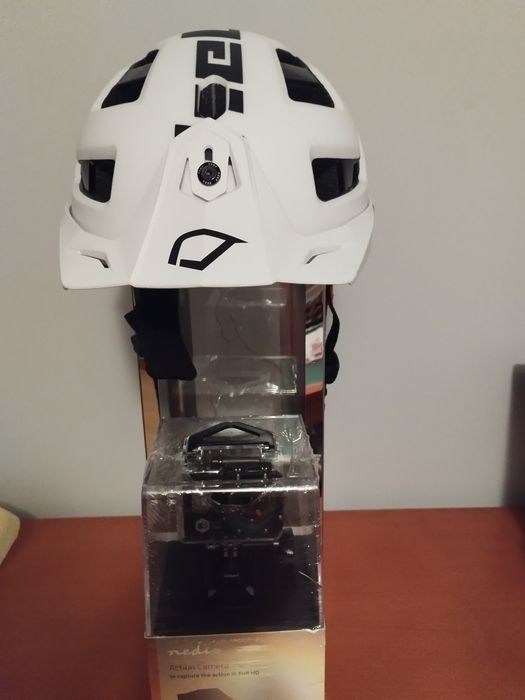 Capacete+Câmara Nedis;