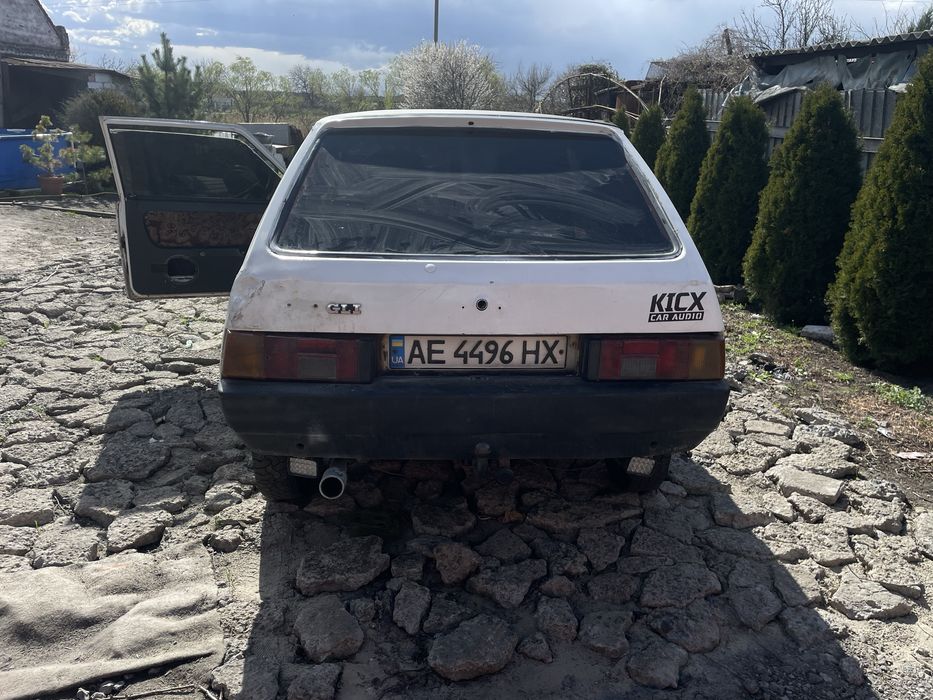 Поодам заз 1102"таврия"