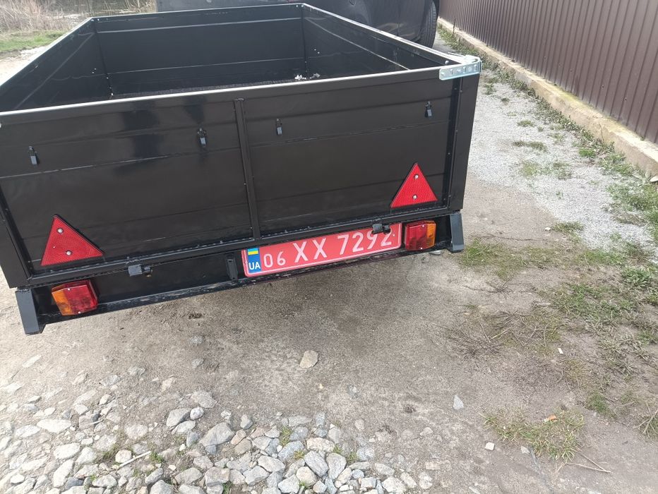 Продам прицепи легкові