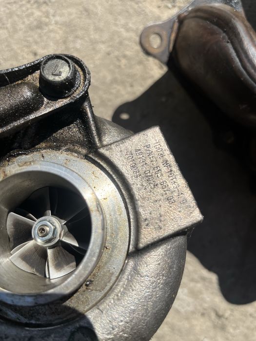 Turbo turbosprezarka bmw e90 e91 e92 e60 e61 e82 e88 e81e70 n54 3.0b
