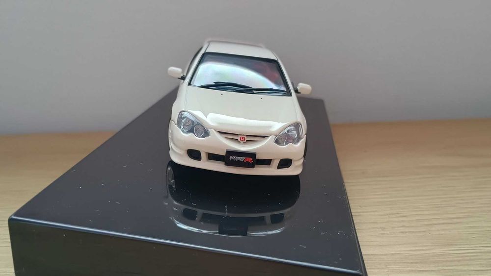 Honda Integra Type R DC5 (AutoArt) 1/43 1:43